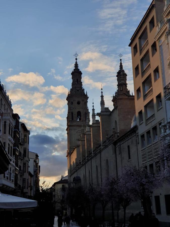 Precioso Apartamento Casco Antiguo Apartment Logrono Bagian luar foto